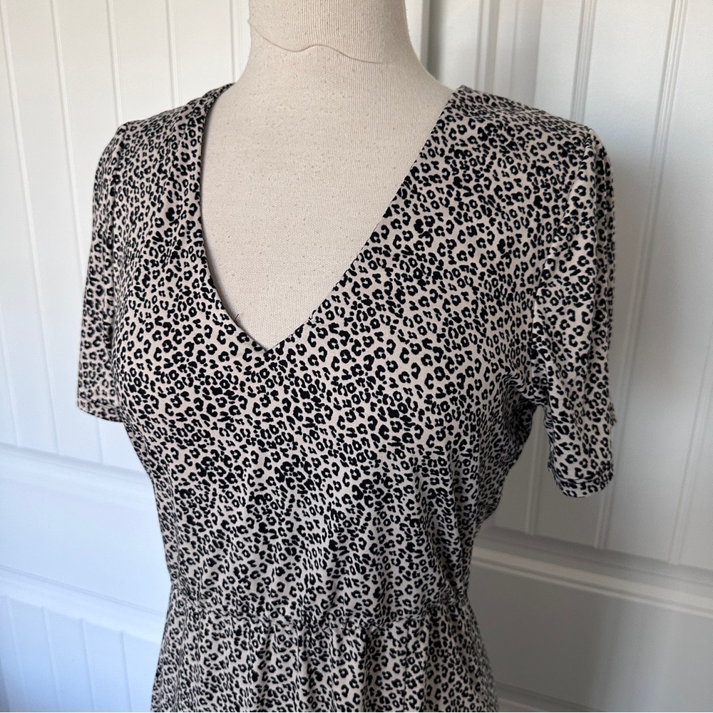 WAYF BFF Dede x Emily Midi Alexa Dress - Picture 3 of 7
